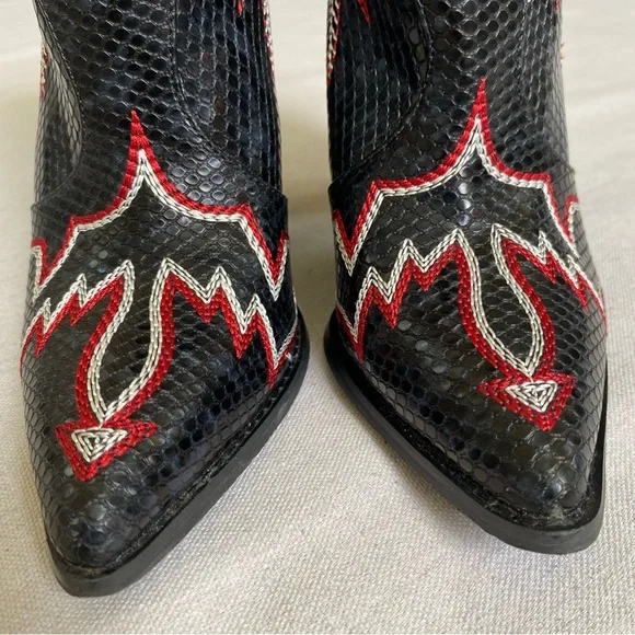 Liliana Rosana-3 Western Boots - Picture 7 of 12